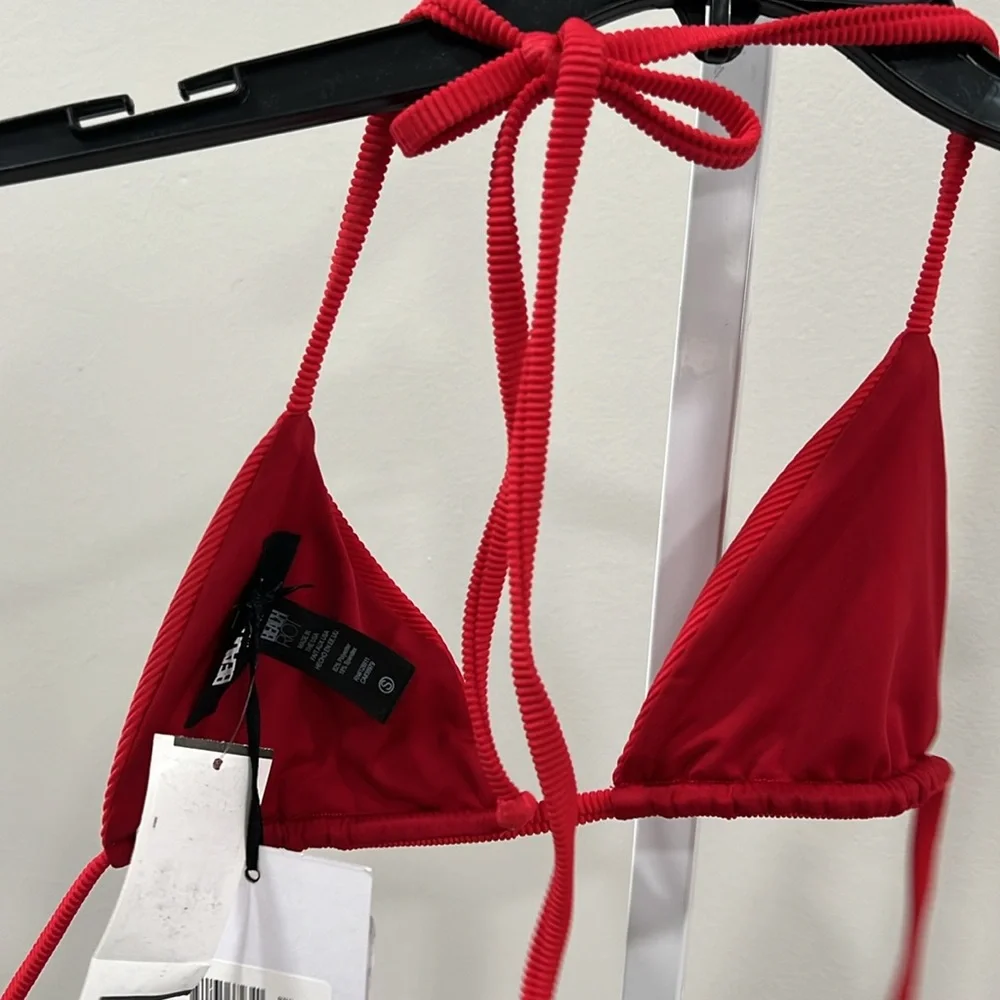 Beach Riot Core Collection Soleil top Red - Picture 6 of 6